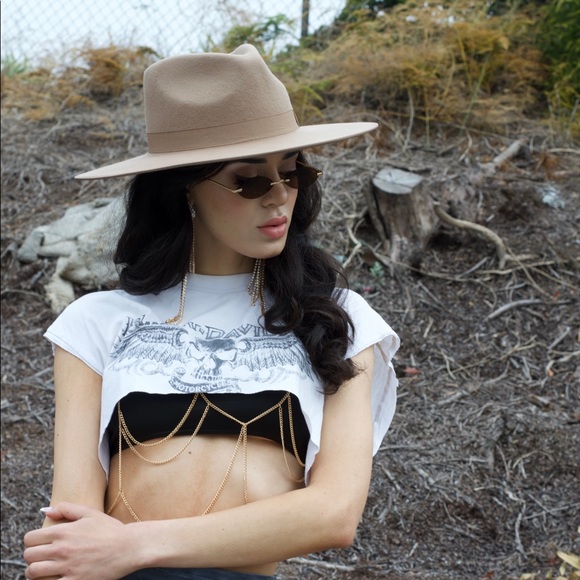 Cult Classic Hat in Grey - Picture 2 of 9